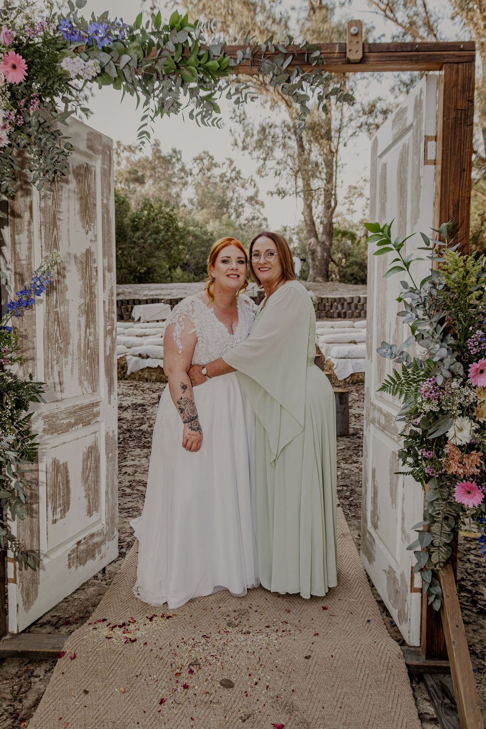 Closing wedding carousel image 2