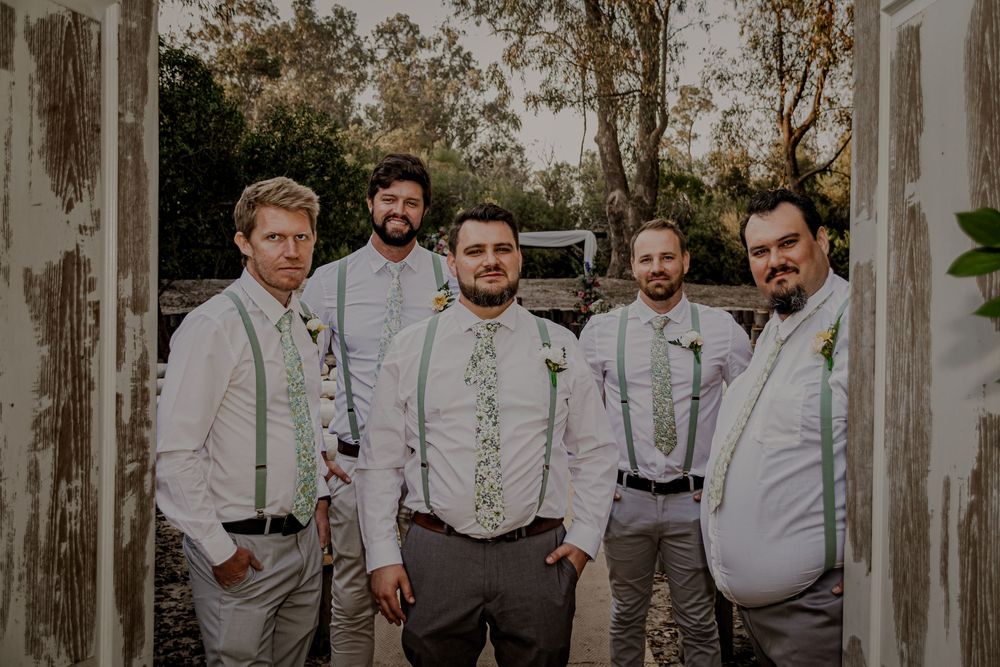 Closing wedding carousel image 3